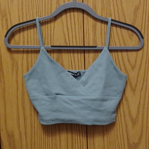 SHEIN Sage Green Crop - Picture 1 of 3